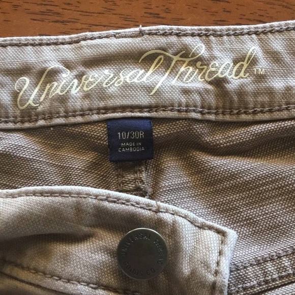 High rise shortie tan khaki shorts size 10 - Picture 3 of 4